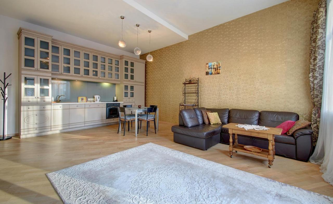 Romantic City Center Apartment In Old Town Wilno Zewnętrze zdjęcie